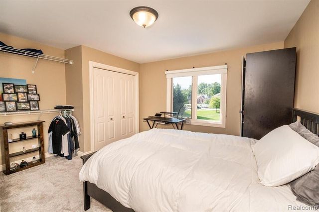 57629 Stonebriar Drive, Washington, MI 48094