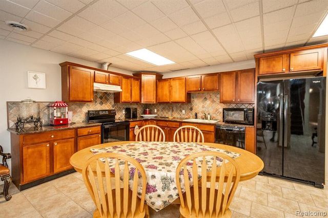 57629 Stonebriar Drive, Washington, MI 48094