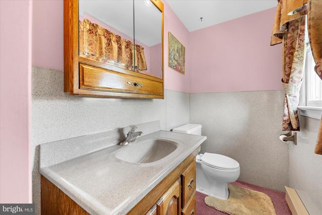 109 ROBERTS AVE, Quakertown, PA 18951