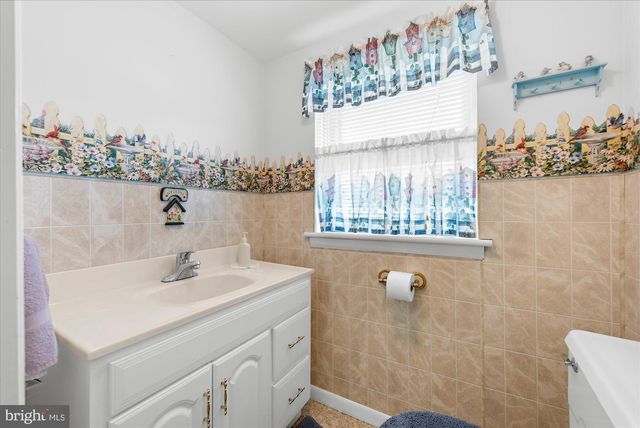109 ROBERTS AVE, Quakertown, PA 18951