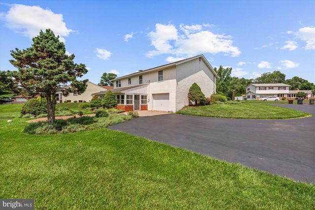 109 ROBERTS AVE, Quakertown, PA 18951