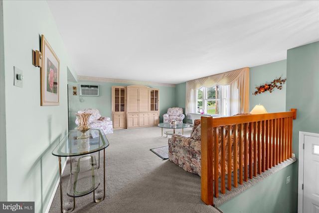 109 ROBERTS AVE, Quakertown, PA 18951