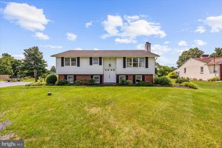 109 ROBERTS AVE, Quakertown, PA 18951