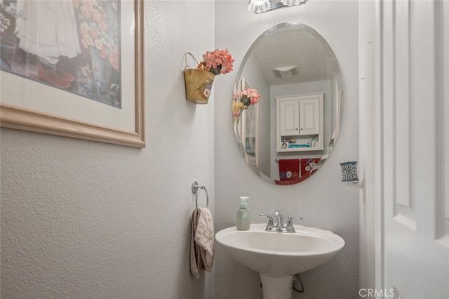 27950 Periwinkle Lane, Valencia, CA 91354