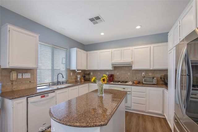 27950 Periwinkle Lane, Valencia, CA 91354