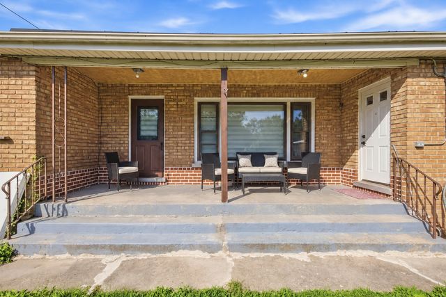 217 N Church Road, Bensenville, IL 60106