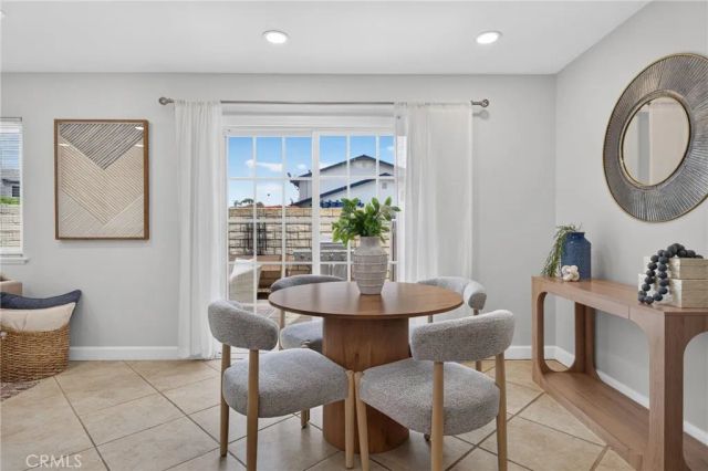 16516 Le Grande Lane, Huntington Beach, CA 92649