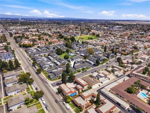 16516 Le Grande Lane, Huntington Beach, CA 92649