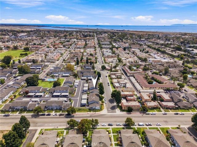 16516 Le Grande Lane, Huntington Beach, CA 92649