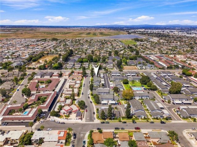 16516 Le Grande Lane, Huntington Beach, CA 92649
