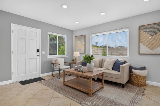 16516 Le Grande Lane, Huntington Beach, CA 92649