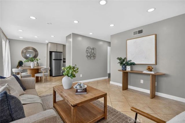16516 Le Grande Lane, Huntington Beach, CA 92649