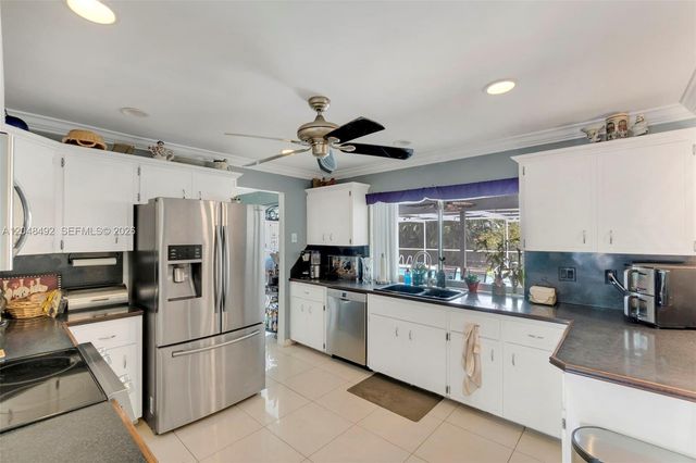 2480 NE 46th St, Lighthouse Point, FL 33064