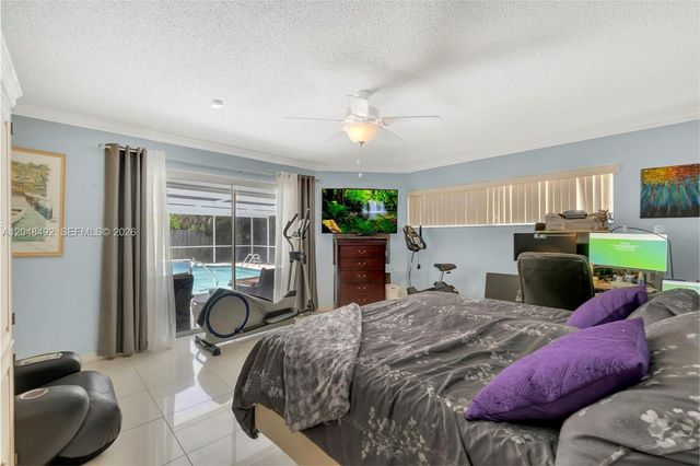 2480 NE 46th St, Lighthouse Point, FL 33064