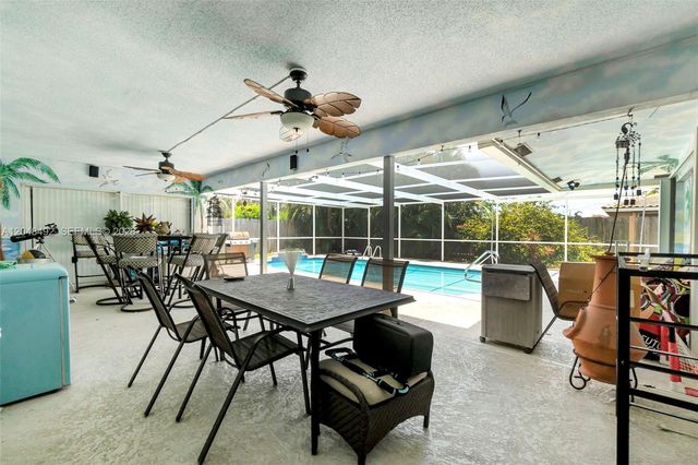 2480 NE 46th St, Lighthouse Point, FL 33064