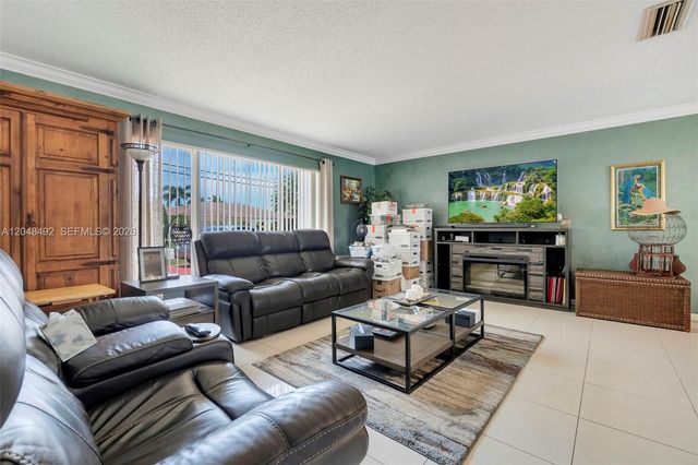2480 NE 46th St, Lighthouse Point, FL 33064