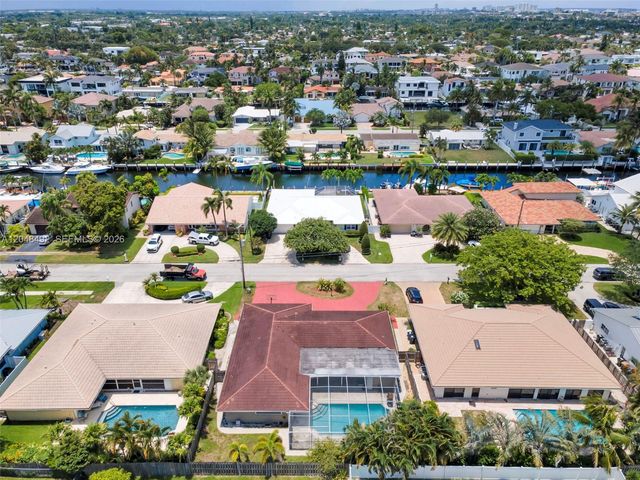 2480 NE 46th St, Lighthouse Point, FL 33064
