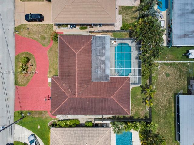 2480 NE 46th St, Lighthouse Point, FL 33064