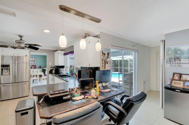 2480 NE 46th St, Lighthouse Point, FL 33064