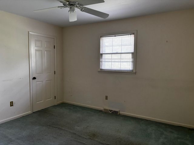 139 Country Lane, Frankfort, KY 40601