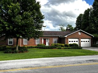 139 Country Lane, Frankfort, KY 40601