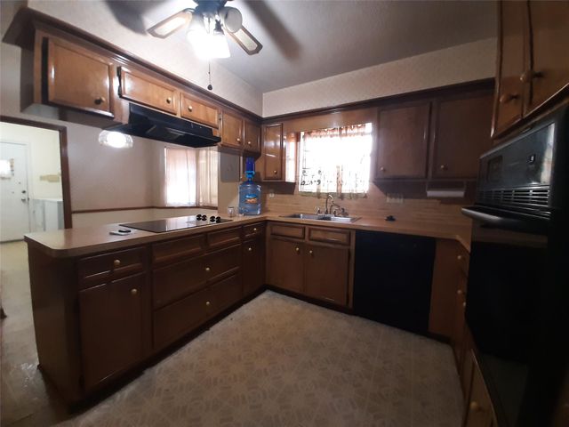 6405 Teal Run Drive, Houston, TX 77035