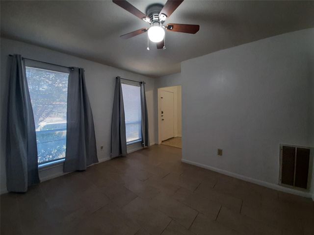 6405 Teal Run Drive, Houston, TX 77035
