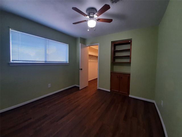 6405 Teal Run Drive, Houston, TX 77035