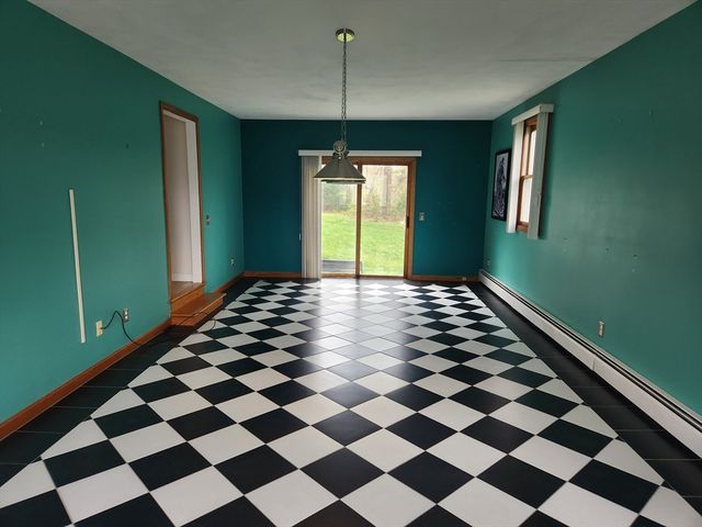 700 Locust St, Swansea, MA 02777