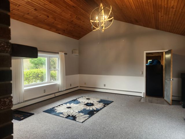 700 Locust St, Swansea, MA 02777