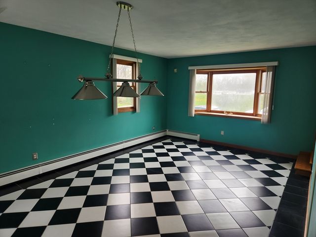 700 Locust St, Swansea, MA 02777