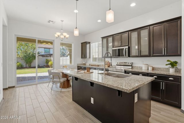 3910 S BELL Place, Chandler, AZ 85286