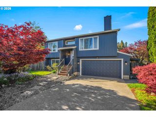6331 Se CAVALIER Way, Milwaukie, OR 97267