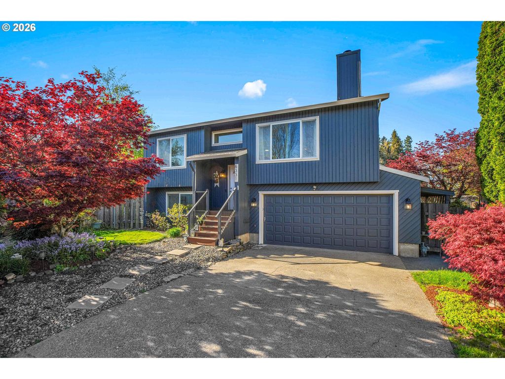 6331 Se CAVALIER Way, Milwaukie, OR 97267