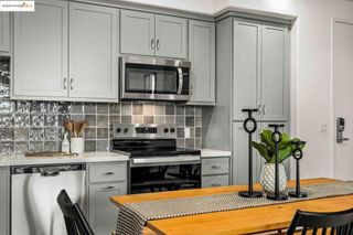 501 Somi 402, Hayward, CA 94544