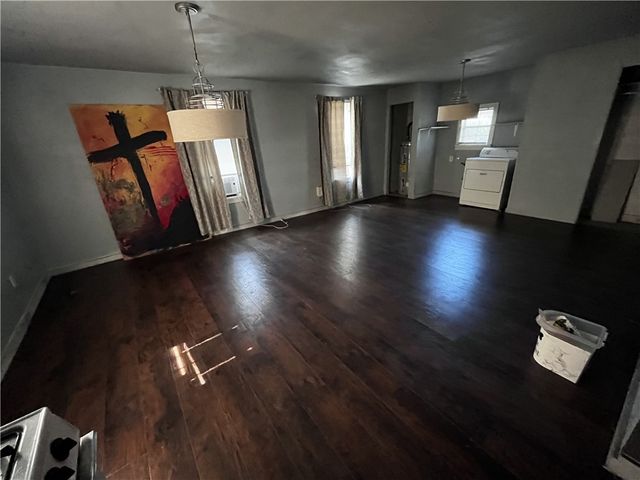 232 SW 2nd St, Premont, TX 78375