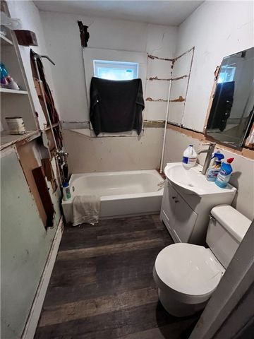 232 SW 2nd St, Premont, TX 78375