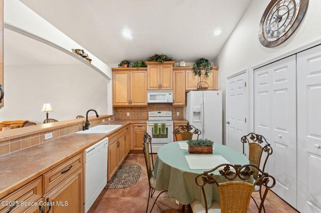 1910 Muirfield Way SE B, Palm Bay, FL 32909