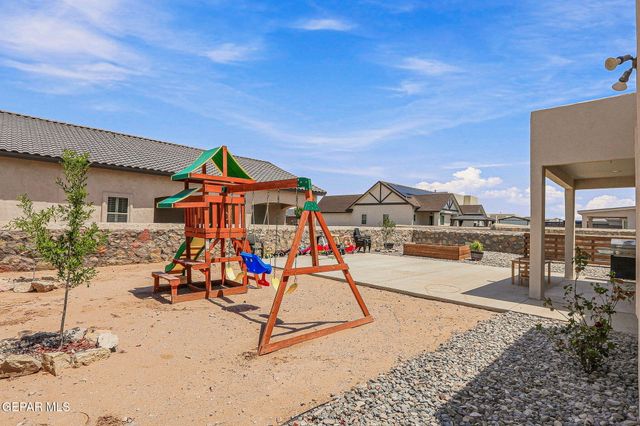 14585 JOHN MCNEELY Avenue, El Paso, TX 79938