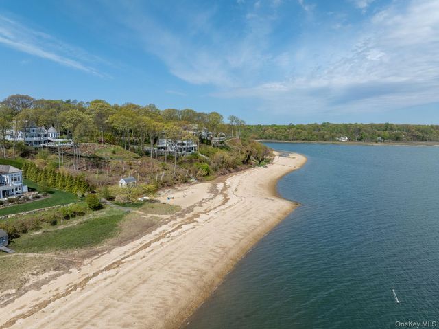 6 Lloyd Haven Drive, Lloyd Harbor, NY 11743