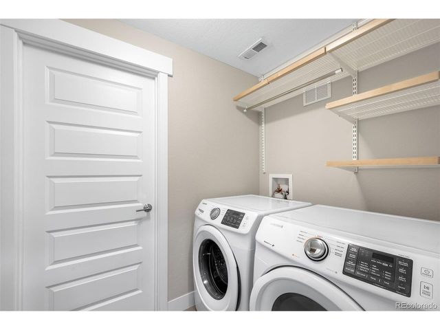 10043 Town Ridge Ln, Lone Tree, CO 80124