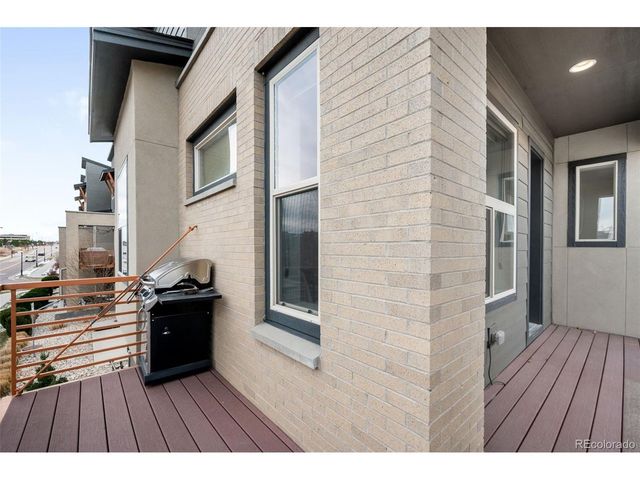 10043 Town Ridge Ln, Lone Tree, CO 80124