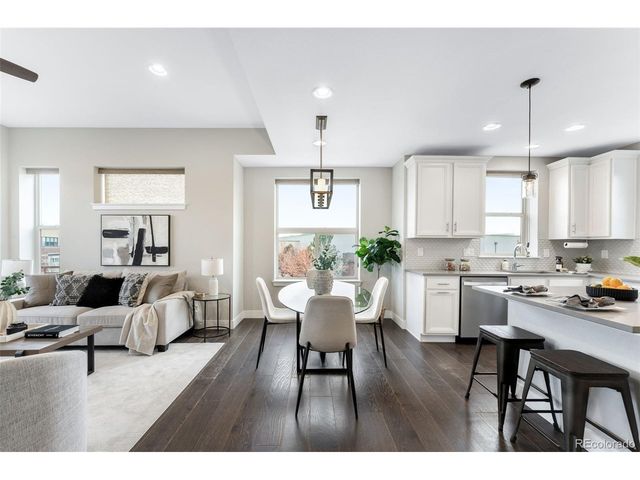 10043 Town Ridge Ln, Lone Tree, CO 80124