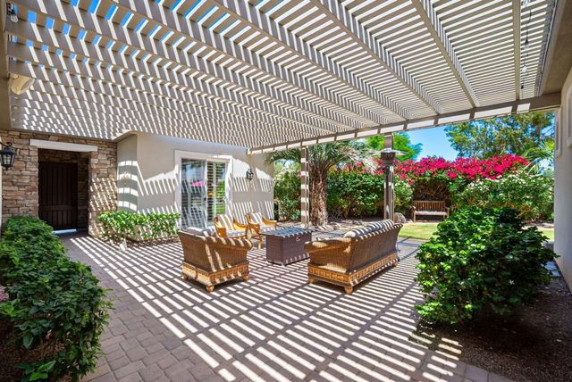 61730 Mesa Court, La Quinta, CA 92253