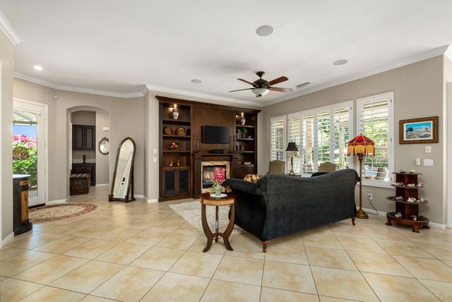 61730 Mesa Court, La Quinta, CA 92253