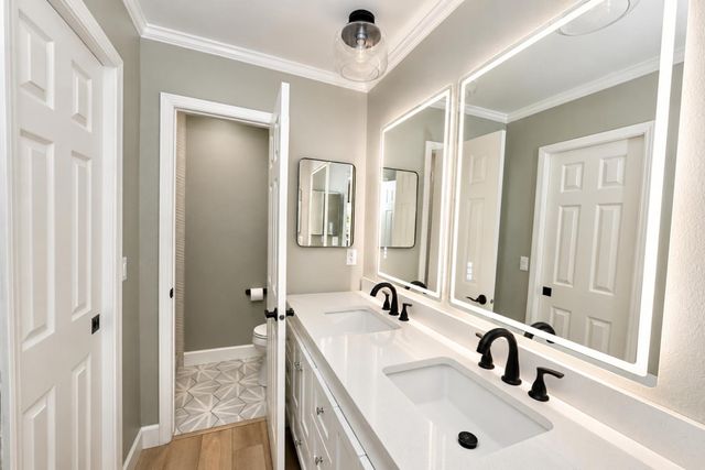 605 W Polson Avenue, Fresno, CA 93612