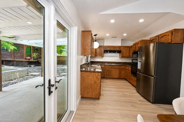 605 W Polson Avenue, Fresno, CA 93612