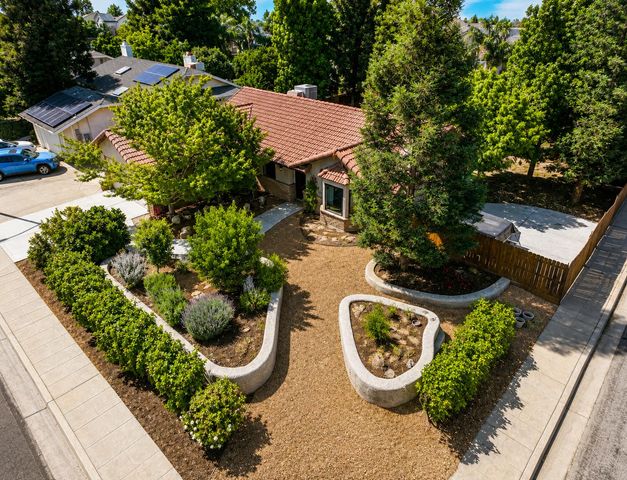 605 W Polson Avenue, Fresno, CA 93612