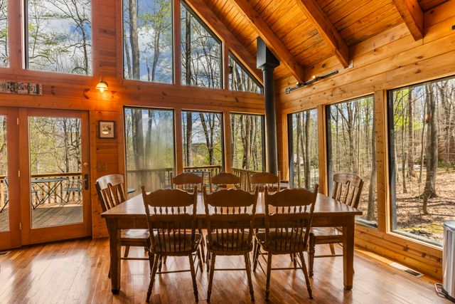 2 Diamond Drive, Stanton, KY 40380