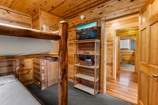 2 Diamond Drive, Stanton, KY 40380